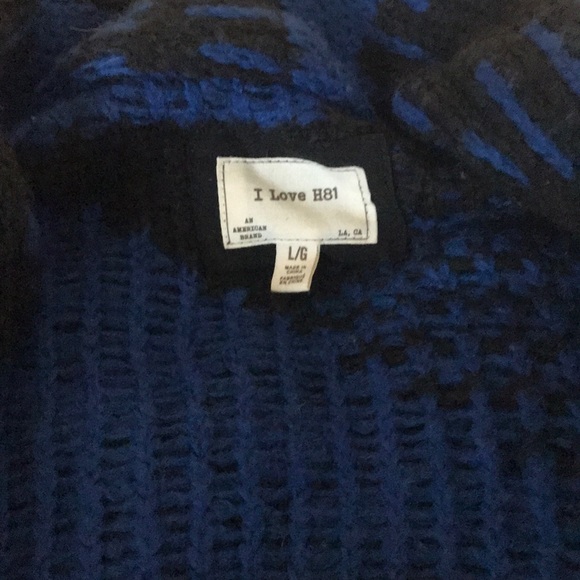 Sweater - Picture 2 of 3